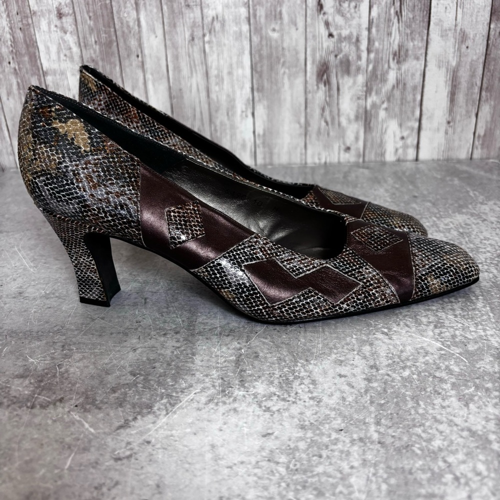 Vintage M. Jerrold by Margaret J. Brown Snakeskin Geometric Spain Pumps Size 10 - Picture 4 of 7